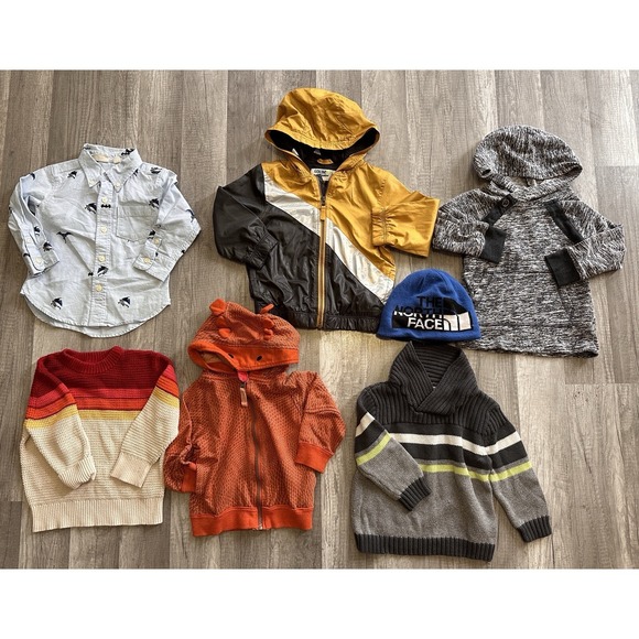 Toddler Boys Sizes 2T and 18-24 Months Lot Of 7 Fall/Winter Clothing